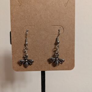 🎄BOGO FREE🎄Elegant Silver Bee Drop Earrings